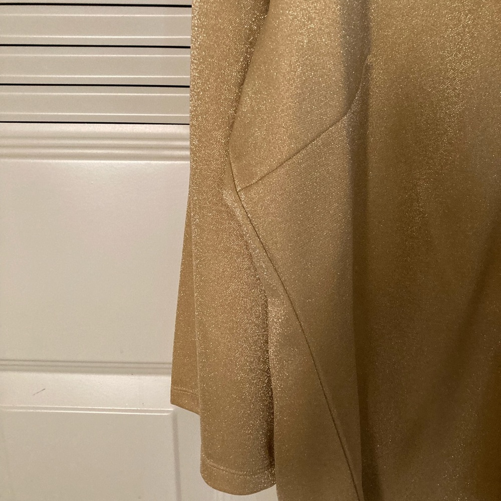 Gold Top - Picture 3 of 4